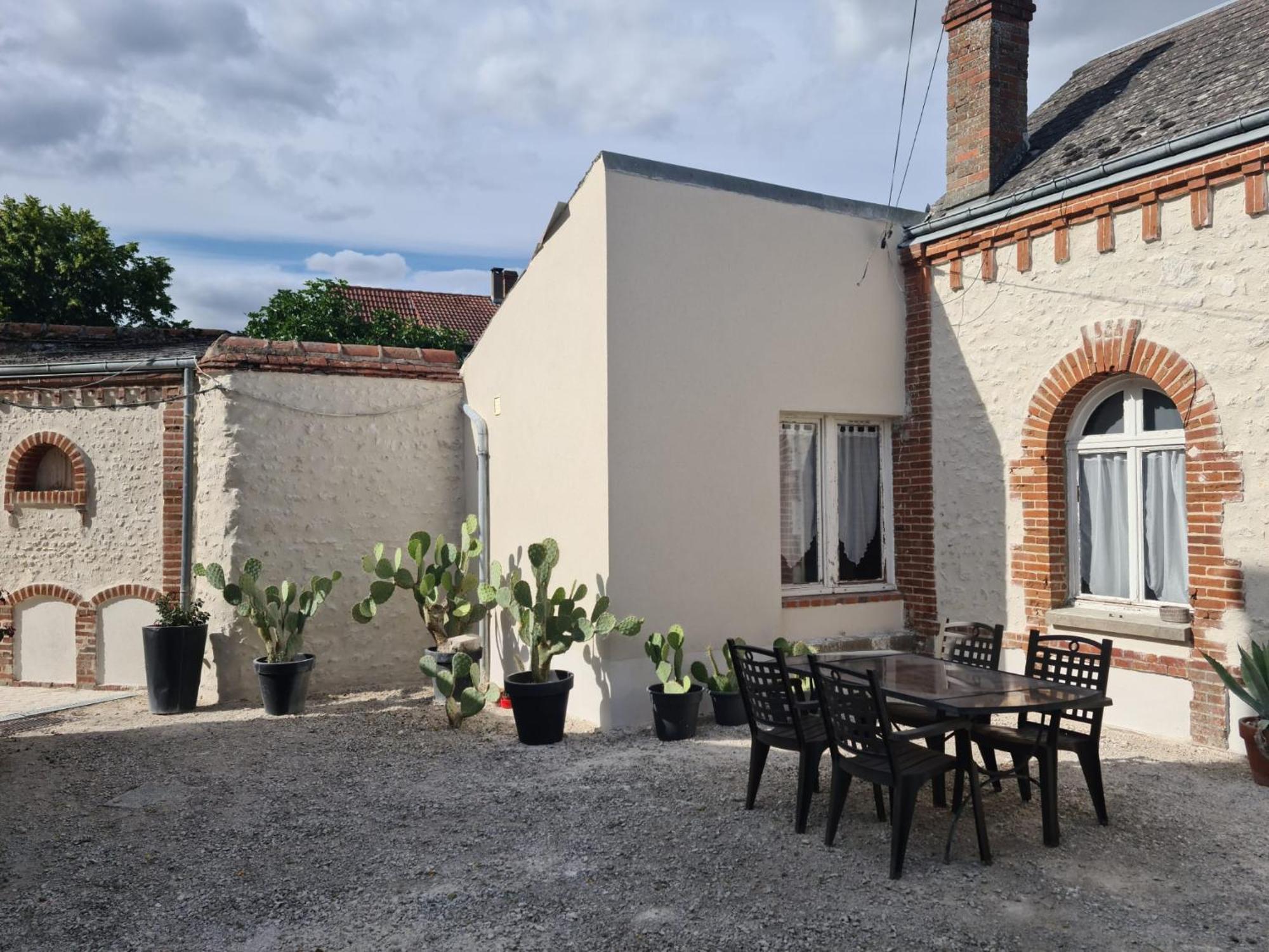Saint-Ay Sur La Route Des Chateaux Esterno foto